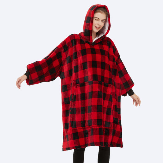 hugly-wearable-blanket-Lumber-Luxe-rodrutig-4