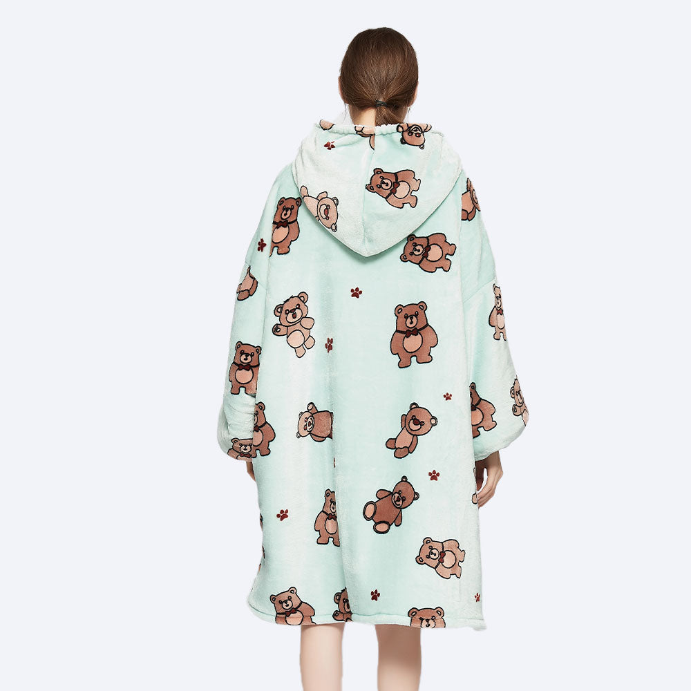 hugly-wearable-blanket-bear-luxe-teddy-2