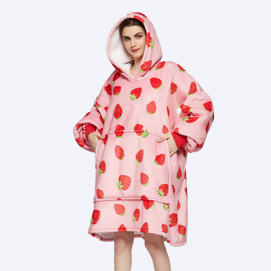 hugly-wearable-blanket-berry-luxe-strawberry-3
