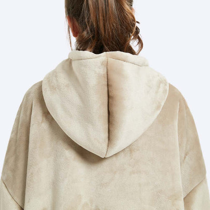 hugly-wearable-blanket-satin-serenity-beige-6