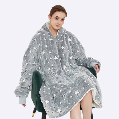 hugly-wearable-blanket-stellar-elegance-stjarnor